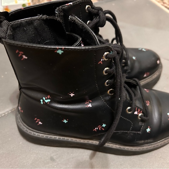 Girl boots - Picture 3 of 3